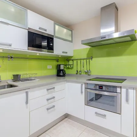 Flatguest La Concha Apartment