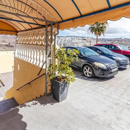 Flatguest La Concha Apartment *